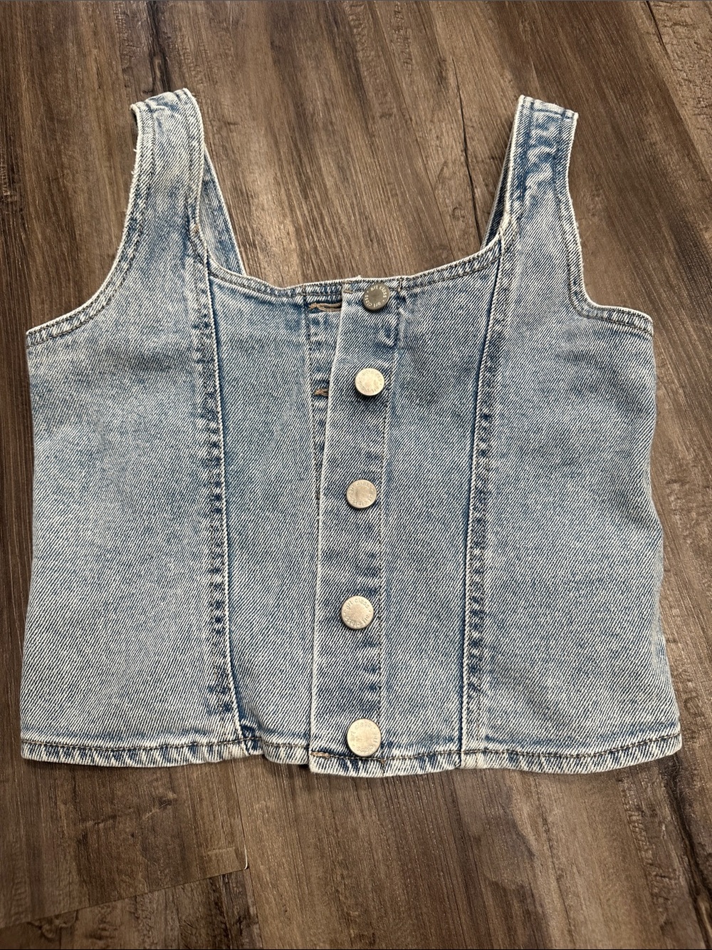 art class Light Wash Denim Button-Front Crop Top